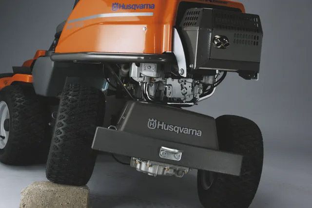 Husqvarna R112iC Battery Rider Ride On Lawn Mower 85cm